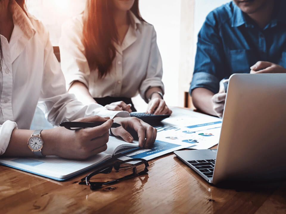 専門性の高いスタッフが対応