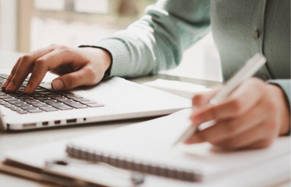 学ぶ姿勢を持ち続けられる人